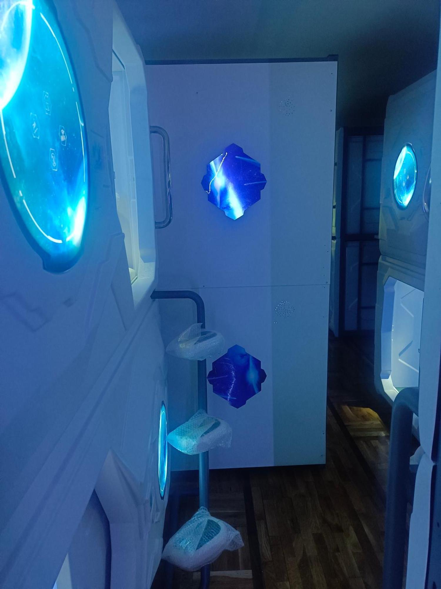 Panda Victor Space Capsule Hostel-Neo Nomad Белград Екстериор снимка