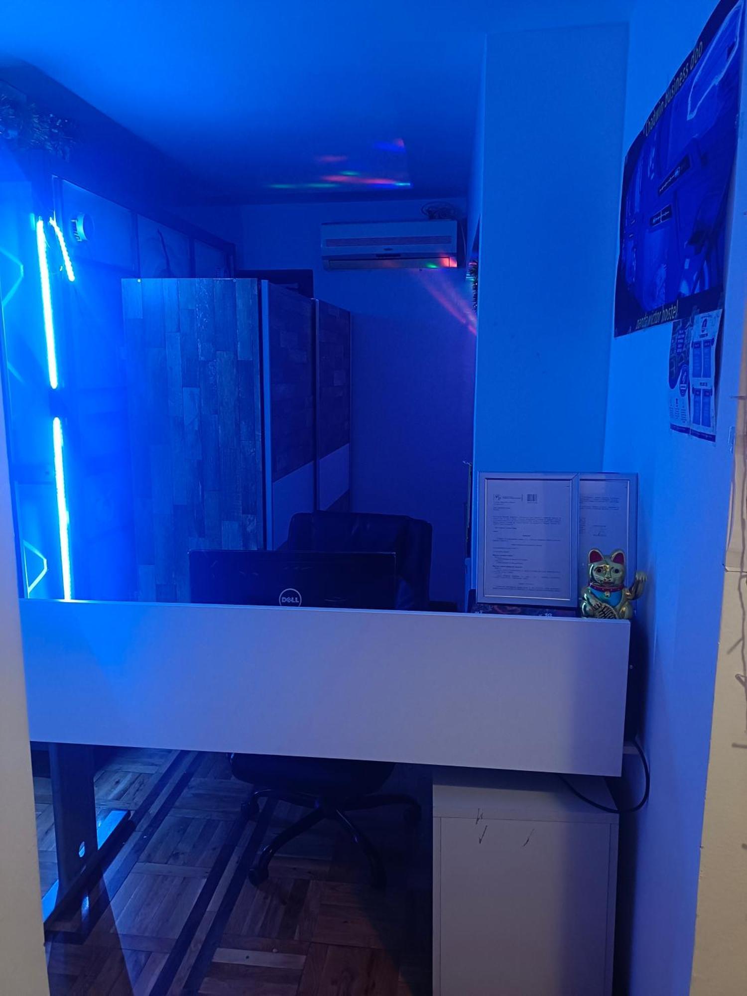 Panda Victor Space Capsule Hostel-Neo Nomad Белград Екстериор снимка